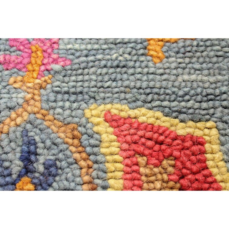 Langley Street Gosford Floral Handmade Tufted Wool Area Rug in 